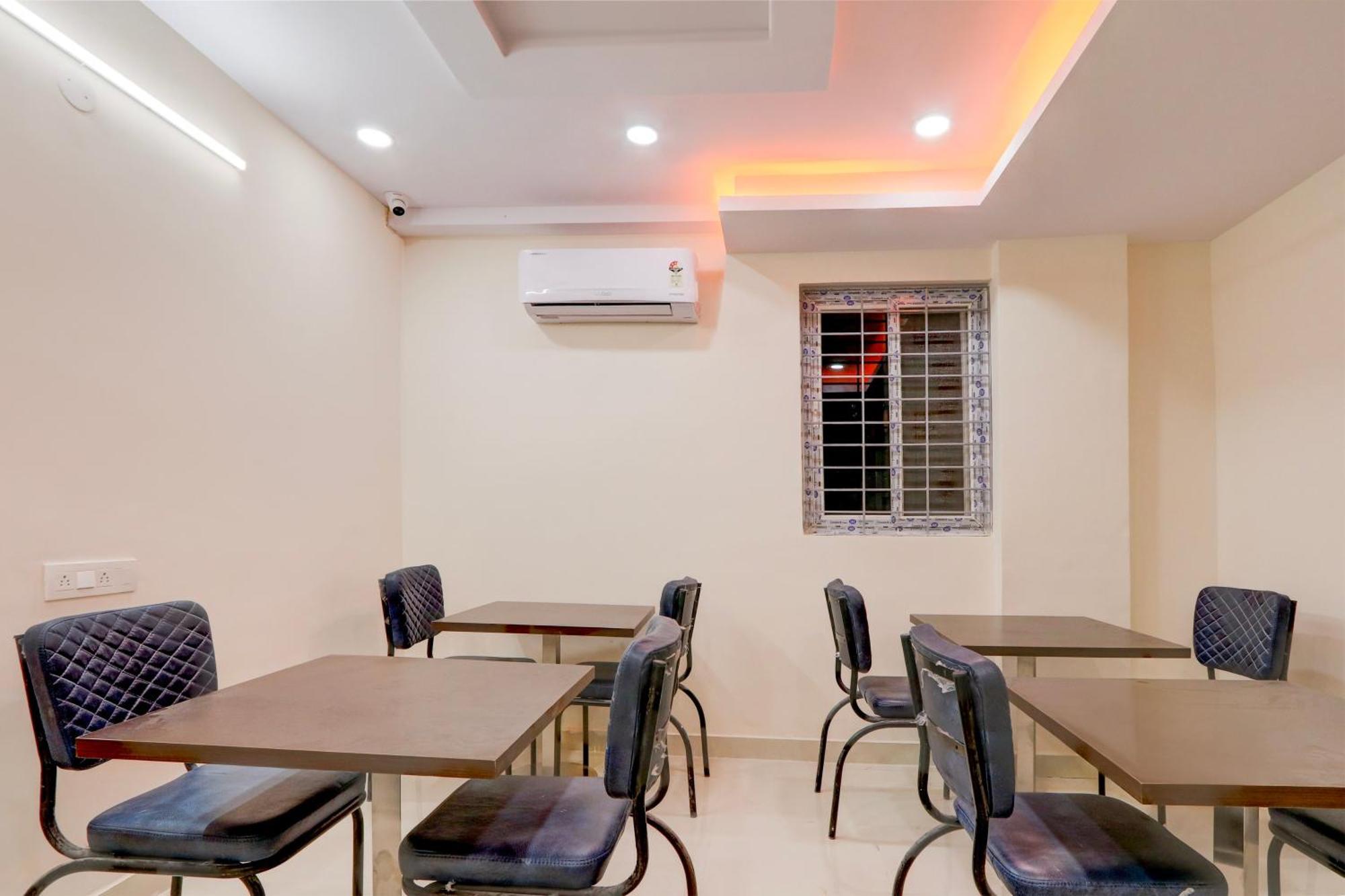 Super Townhouse Nanak Ram Guda Near Waverock Sez Хидерабад Екстериор снимка