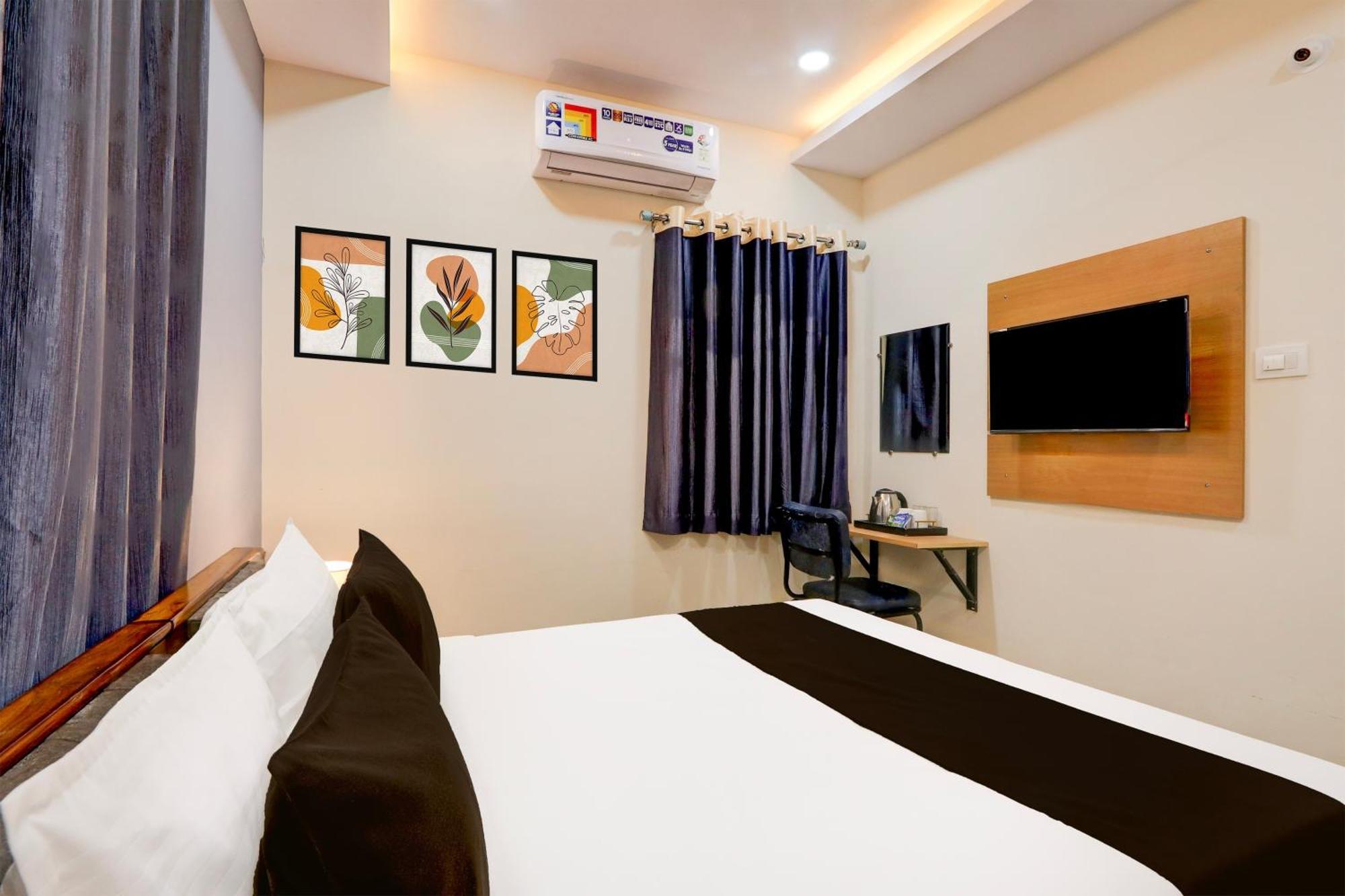 Super Townhouse Nanak Ram Guda Near Waverock Sez Хидерабад Екстериор снимка